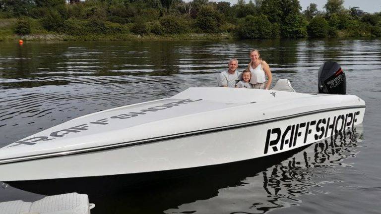 Raffshore, le premier bateau wallon, a été conçu de A à Z à Liège: «On pourrait le comparer à une Audi RS6»